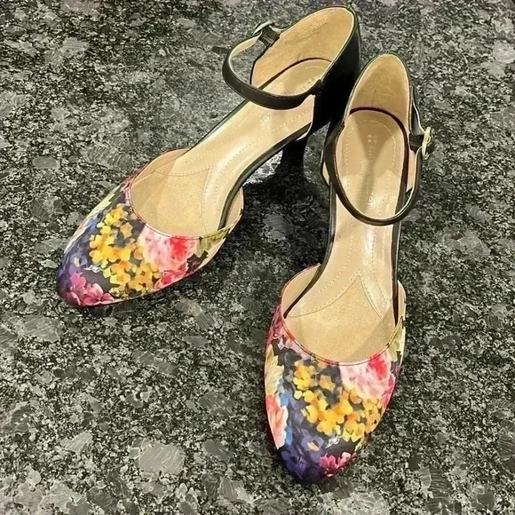 Naturalizer Women Shoes Mary Jane Heels 5N Yellow Pink Green Floral Print Swanky - Picture 1 of 10
